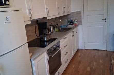 Renoverad etta nära stan – 1:a-handskontrakt